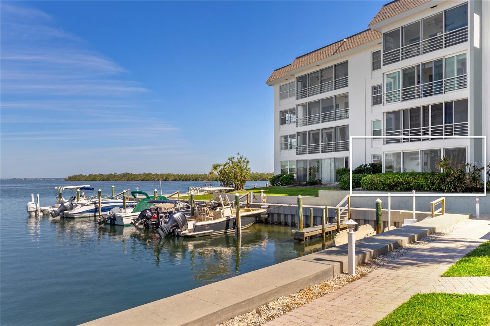 SUTTON PLACE - Residential