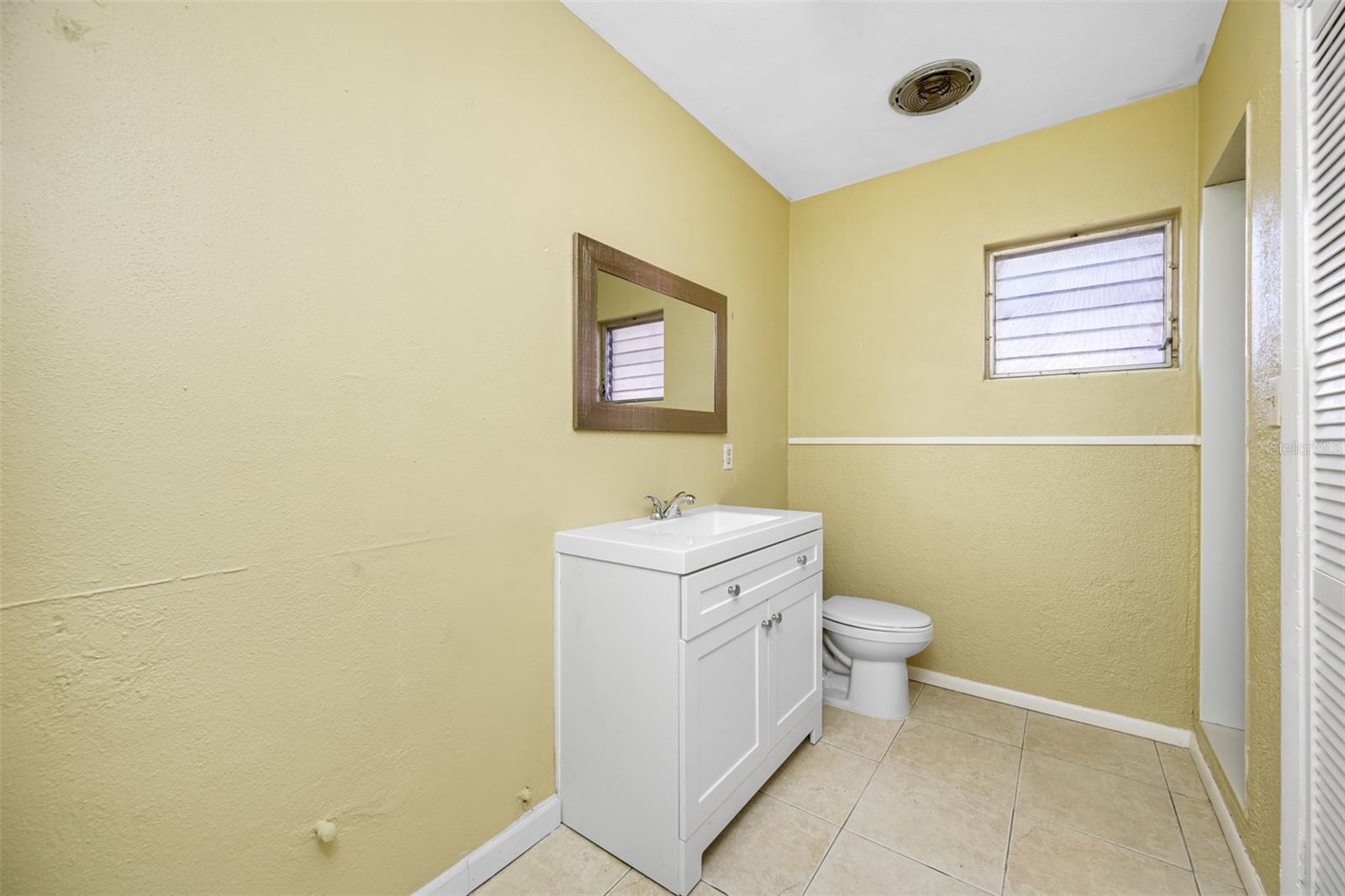 CRYSTAL BEACH REV - Residential Lease
