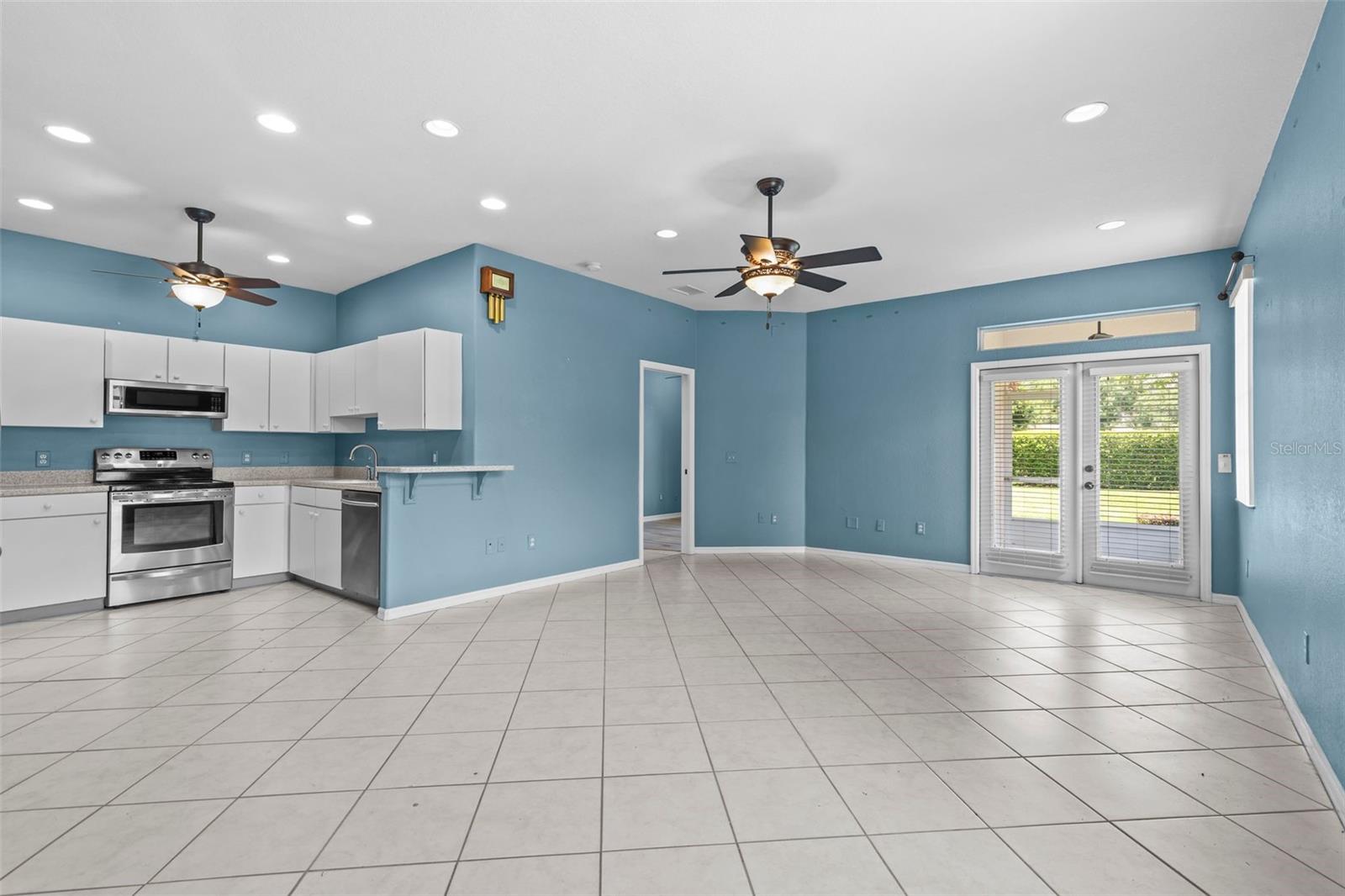 EAGLE GREENS CONDO - Residential Lease
