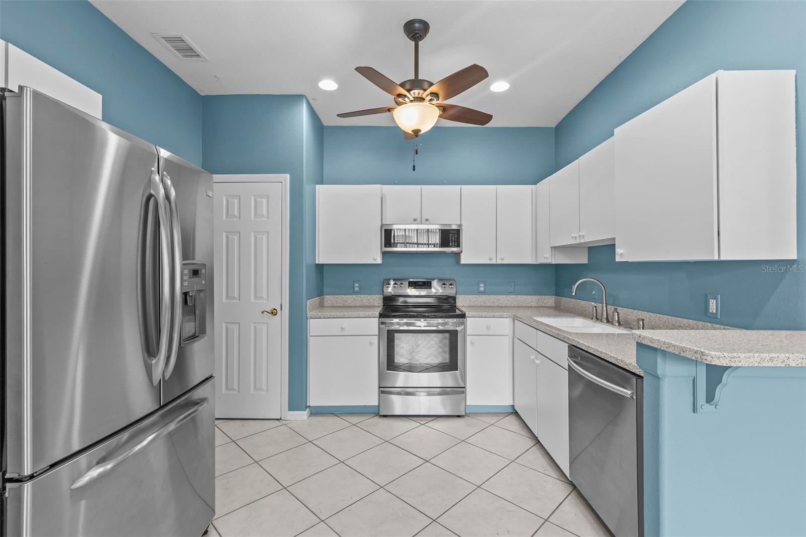 EAGLE GREENS CONDO - Residential Lease