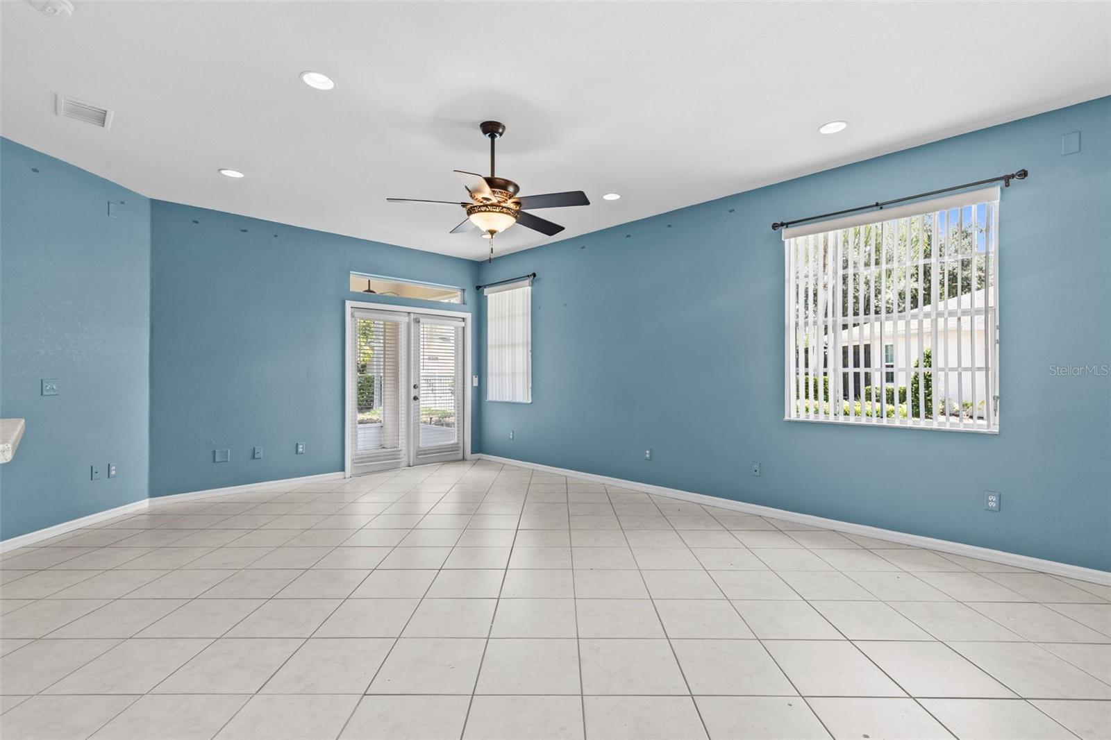 EAGLE GREENS CONDO - Residential Lease