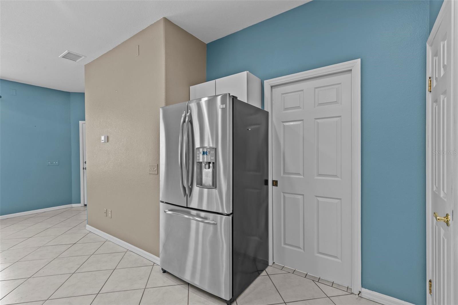 EAGLE GREENS CONDO - Residential Lease