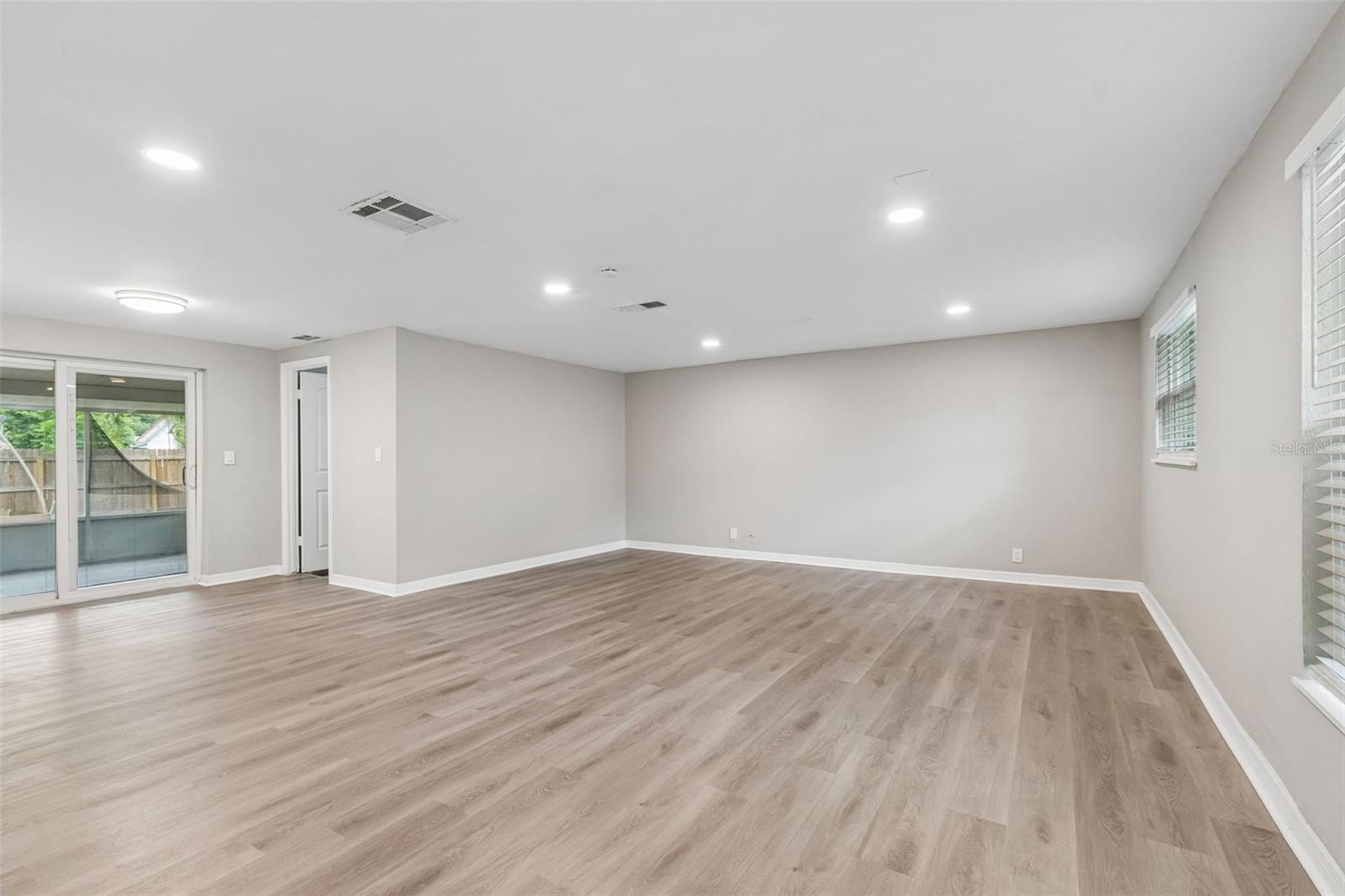 WOODVALLEY UNIT 4 - Residential
