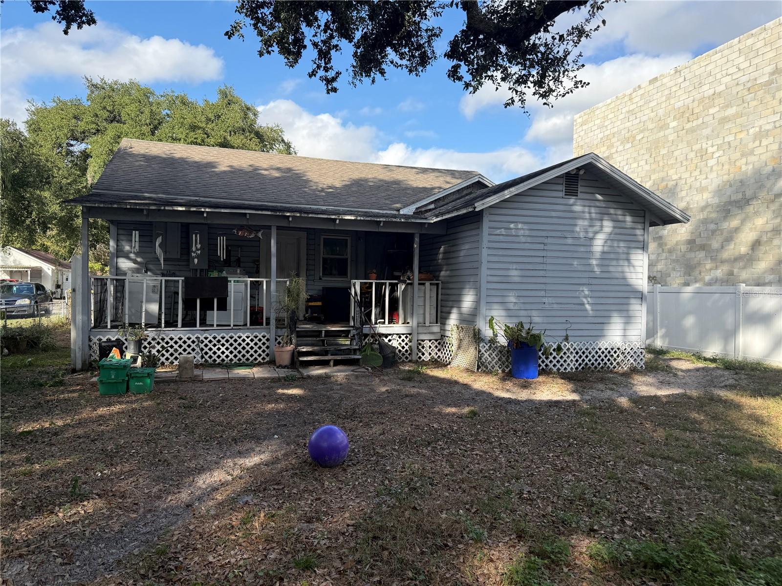 WEST PINECREST - Residential
