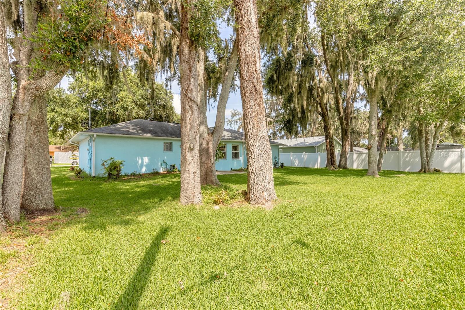 FLORIDA SHORES 01 - Residential