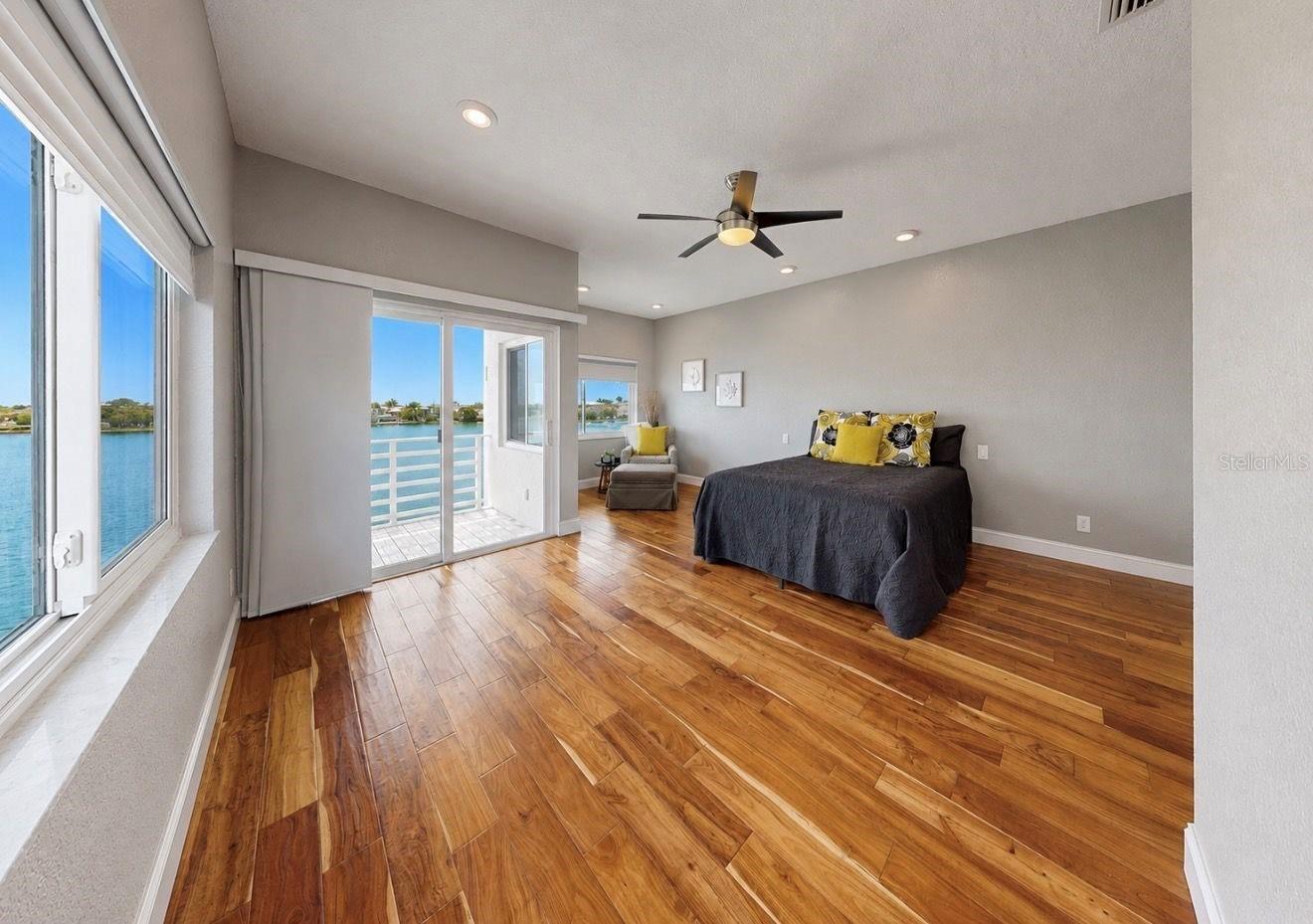 MIRABELLA TWNHMS SUB - Residential Lease