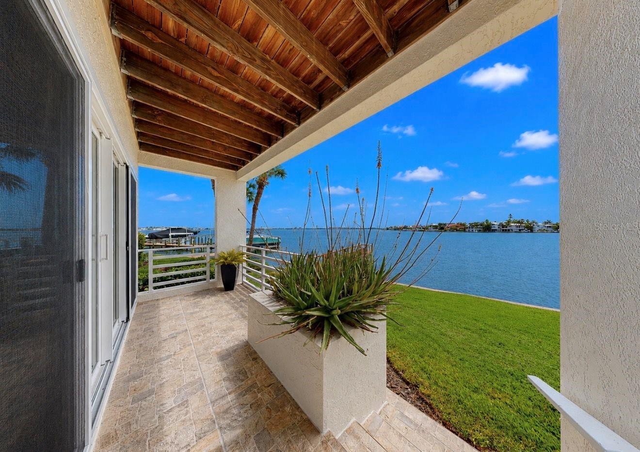 MIRABELLA TWNHMS SUB - Residential Lease
