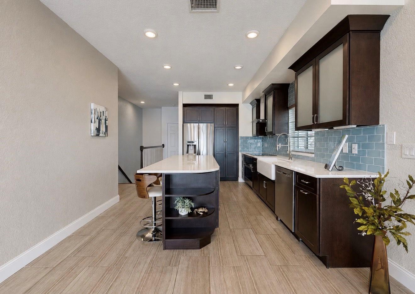 MIRABELLA TWNHMS SUB - Residential Lease