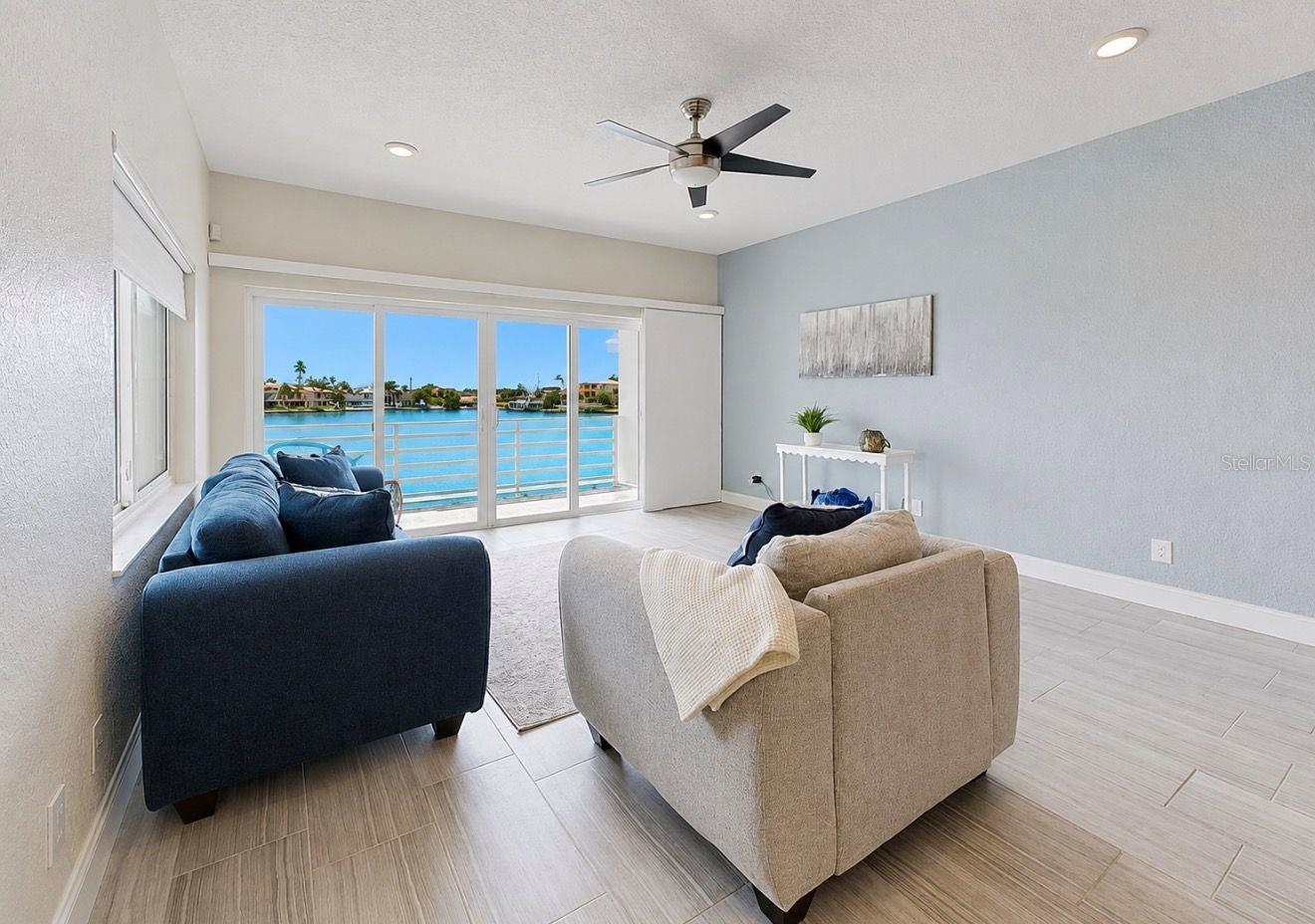 MIRABELLA TWNHMS SUB - Residential Lease