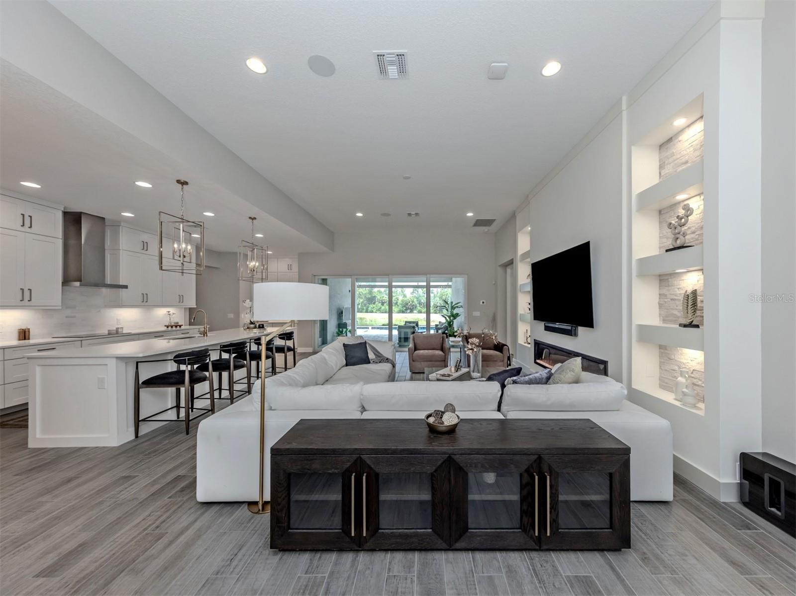 OASIS/WEST VLGS PH 2 - Residential