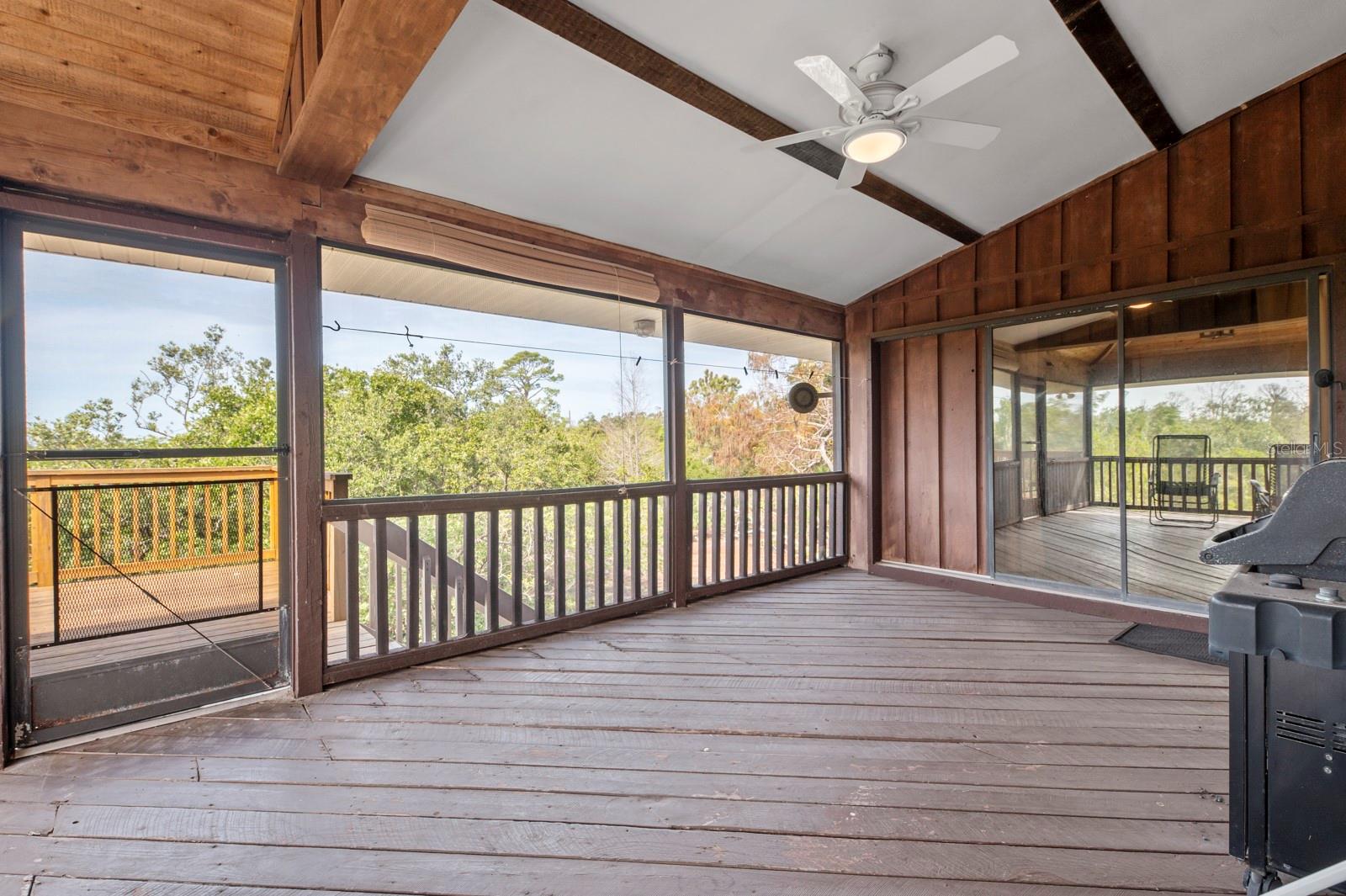 SOUTH VENICE SHORES - Residential