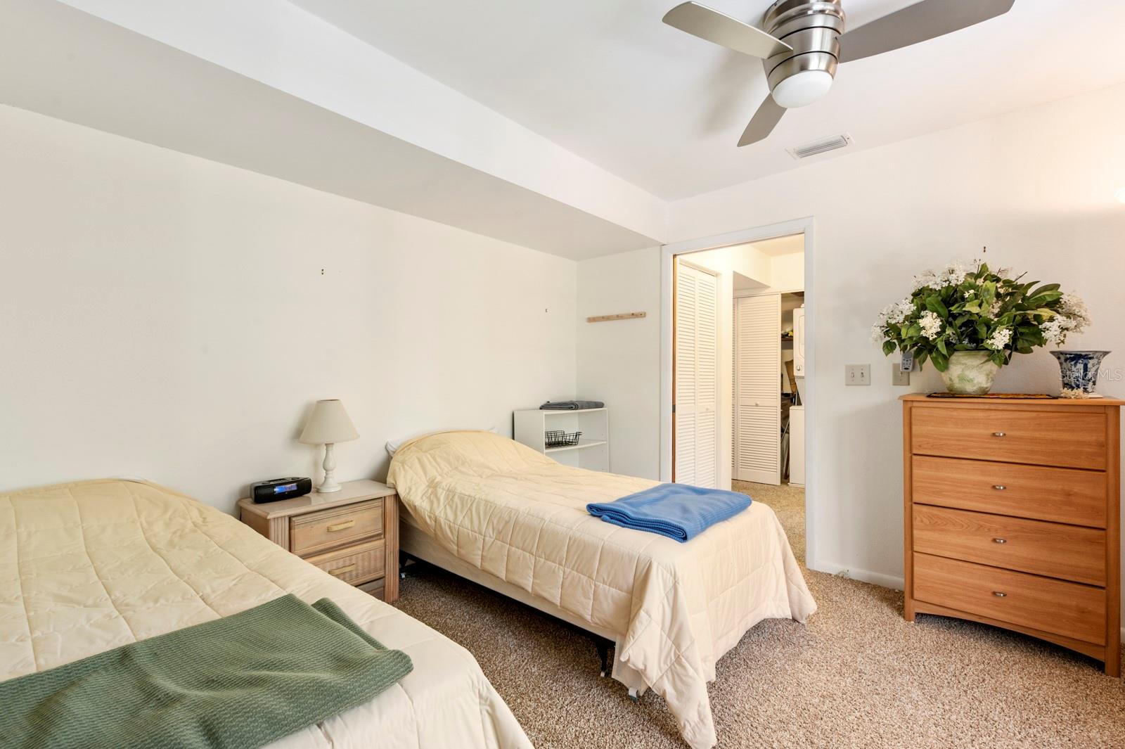 SOUTH VENICE SHORES - Residential
