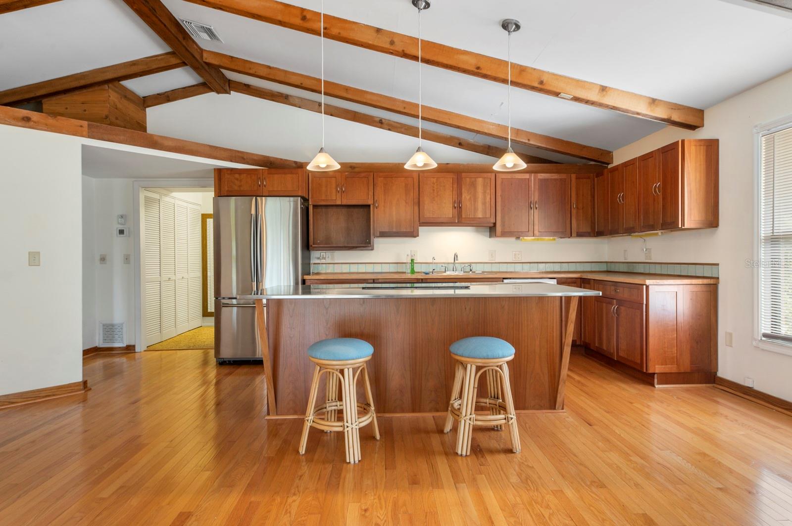 SOUTH VENICE SHORES - Residential
