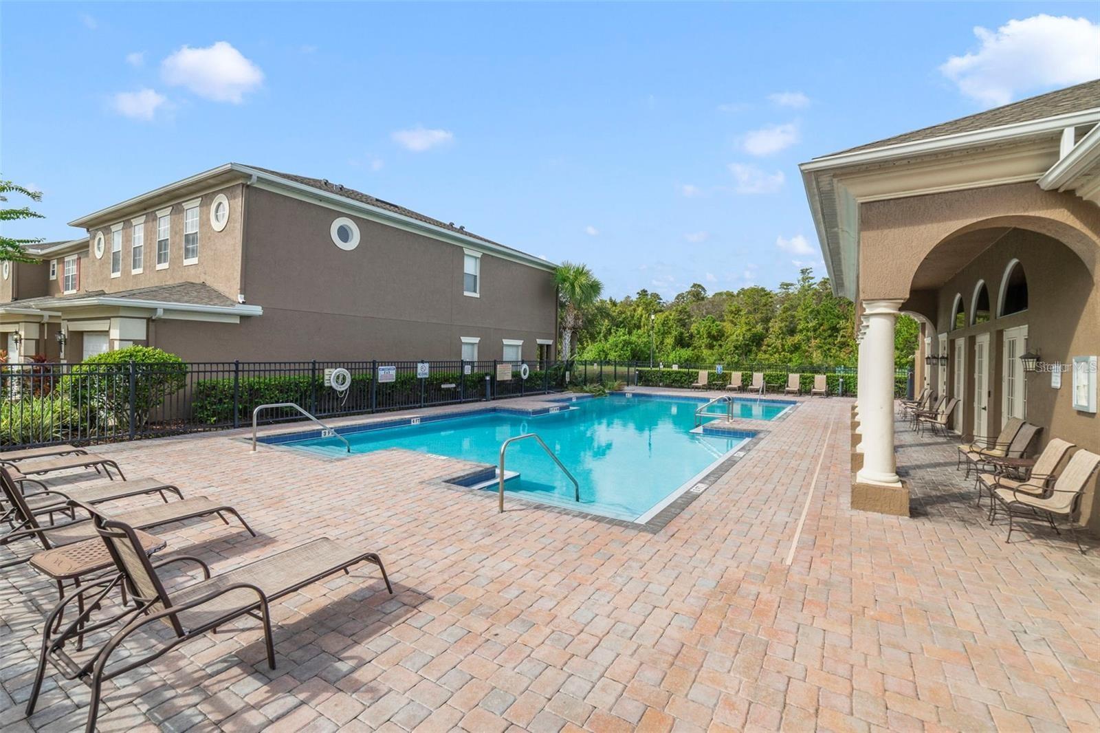 VICTORIA PINES CONDO PH 41 - Residential