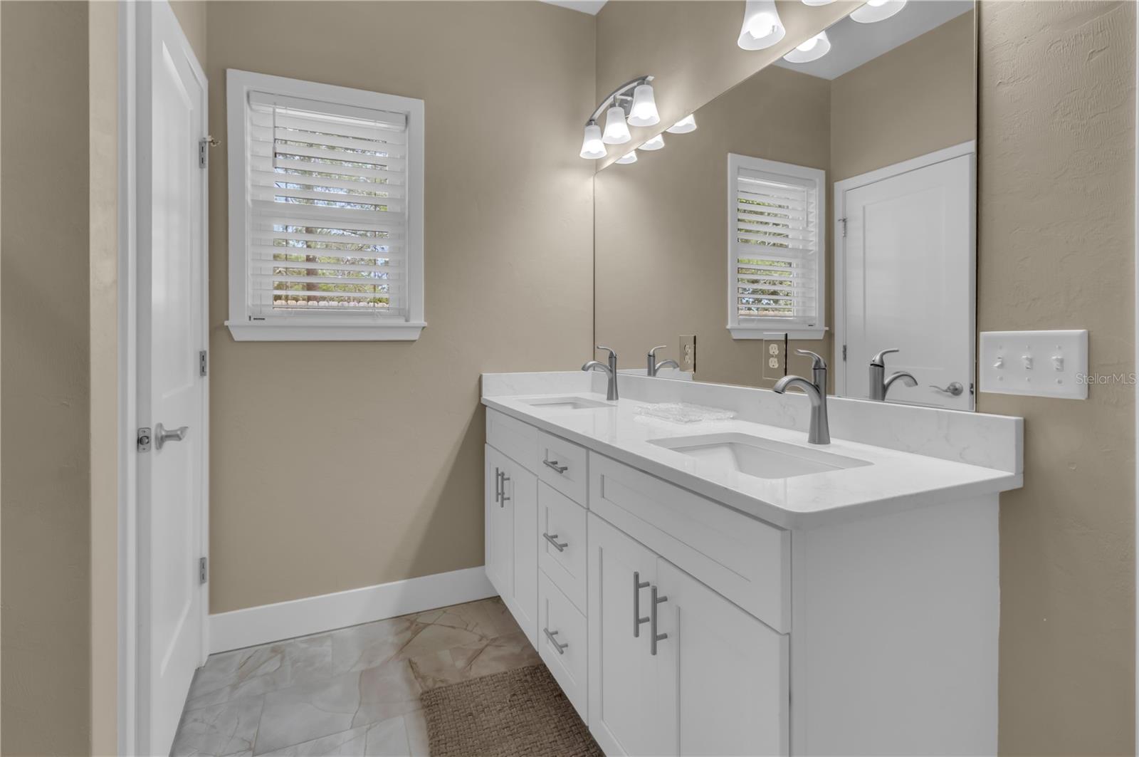 G M WHETSTONE ESTATE ADD TO H S - Residential