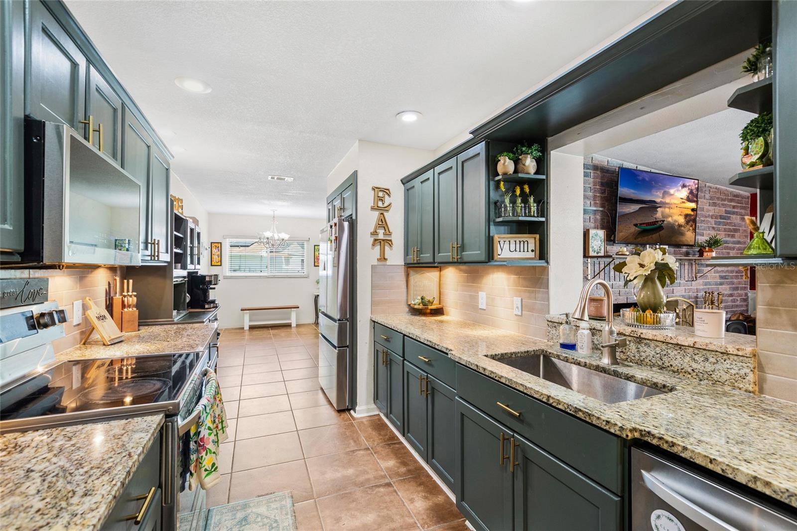 LAKEMONT UNIT 03 - Residential