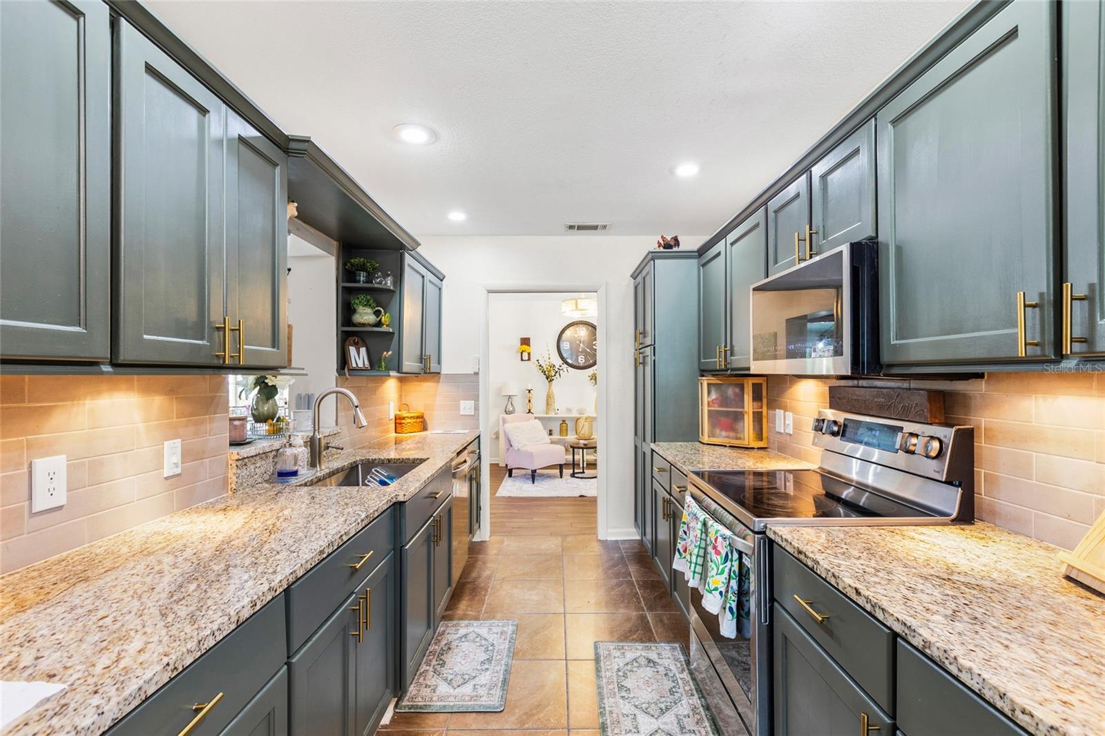 LAKEMONT UNIT 03 - Residential
