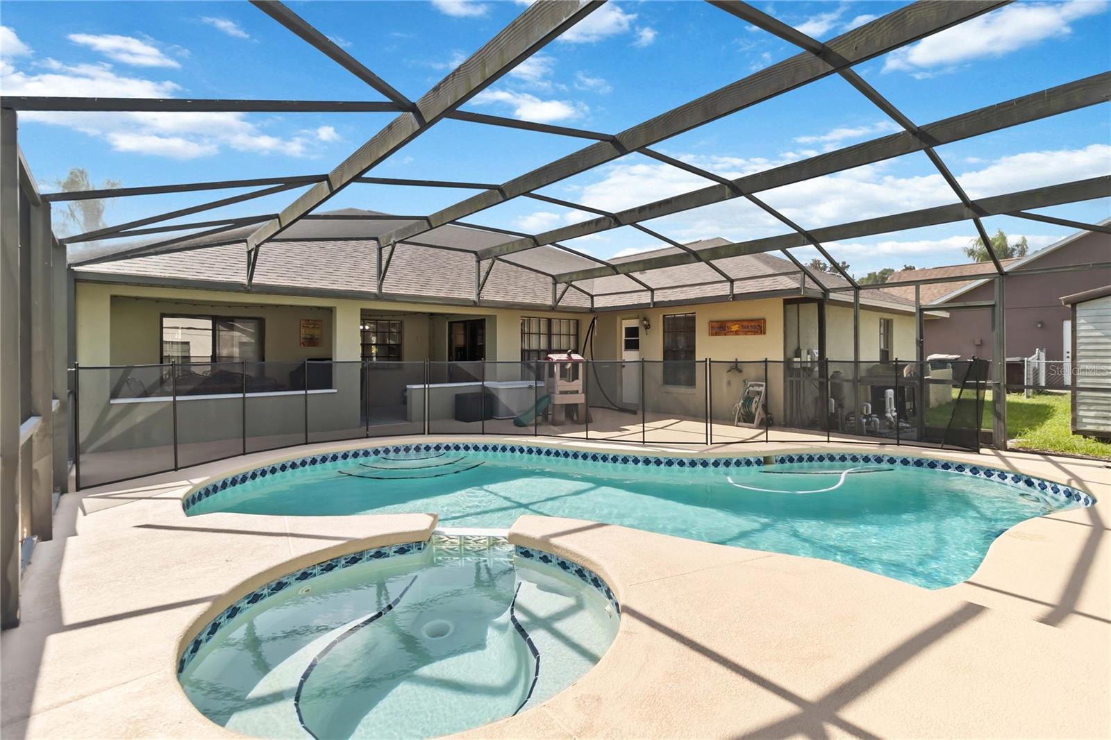 SWEETWATER CREEK UNIT 5 - Residential