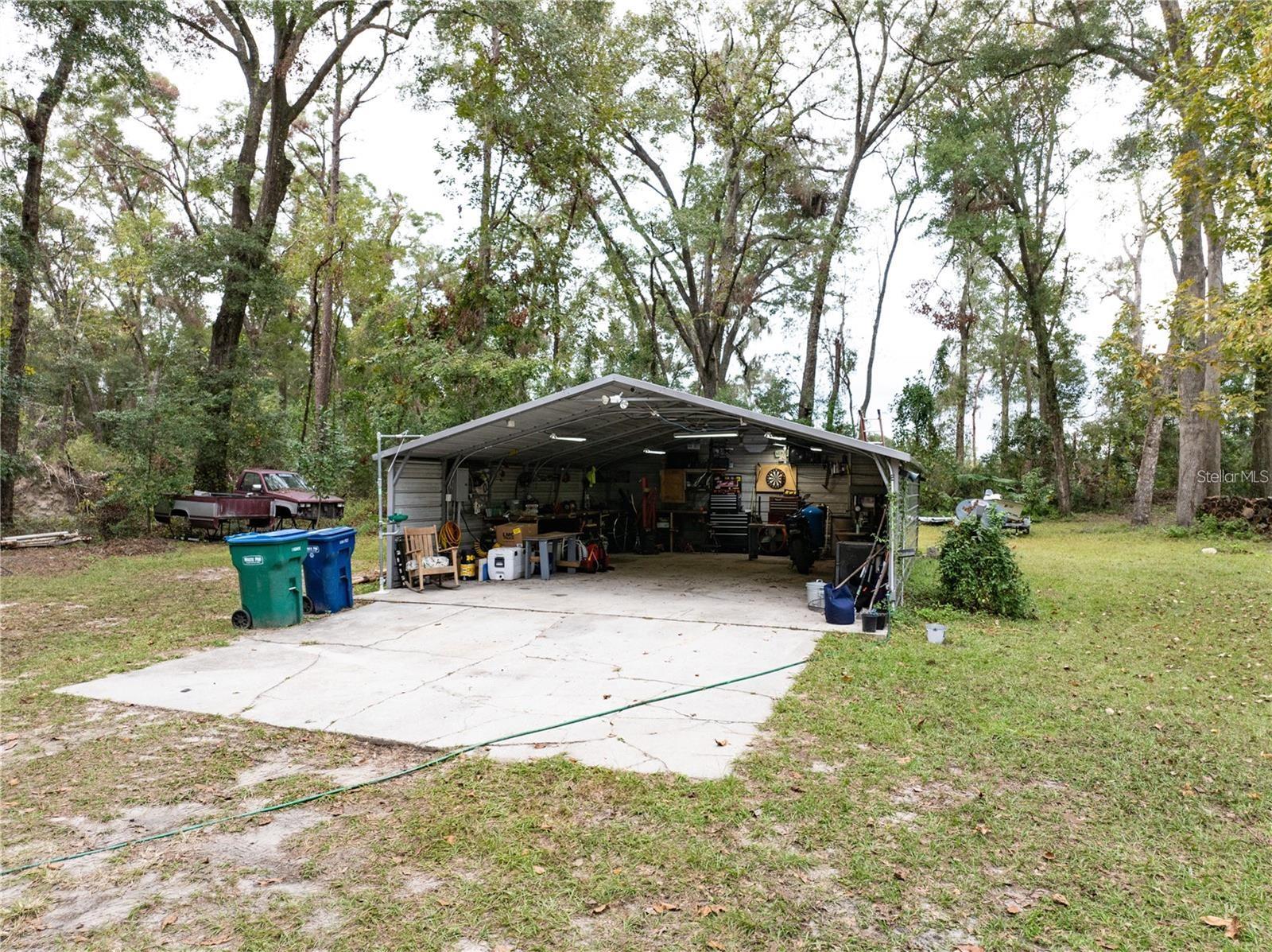 GRAVELY WOODS - Residential