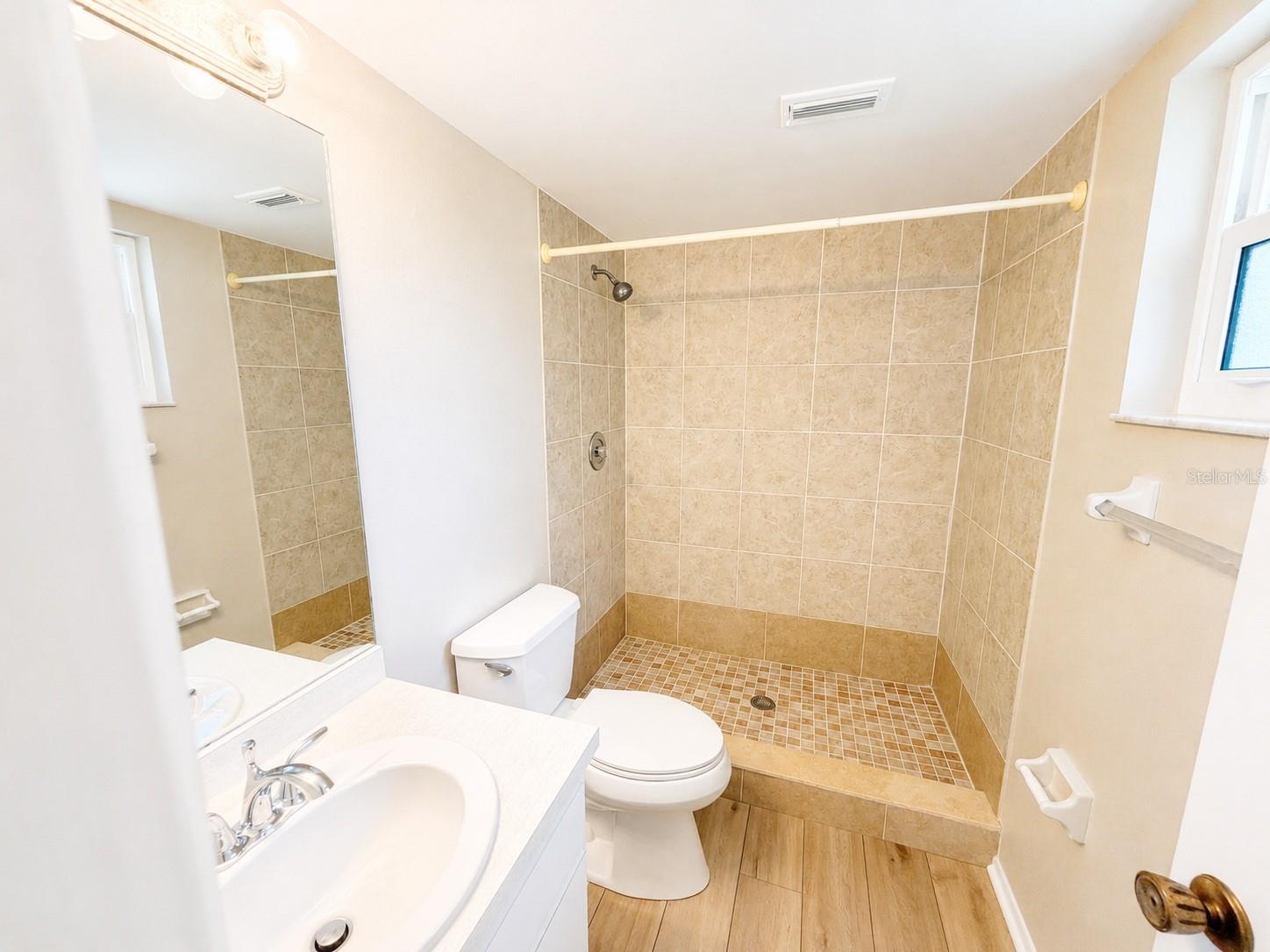 SORRENTO PARK - Residential