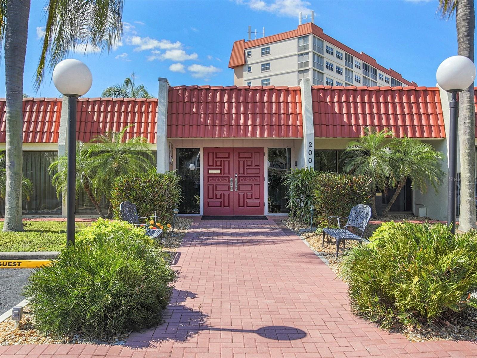 BELLA COSTA I - Residential