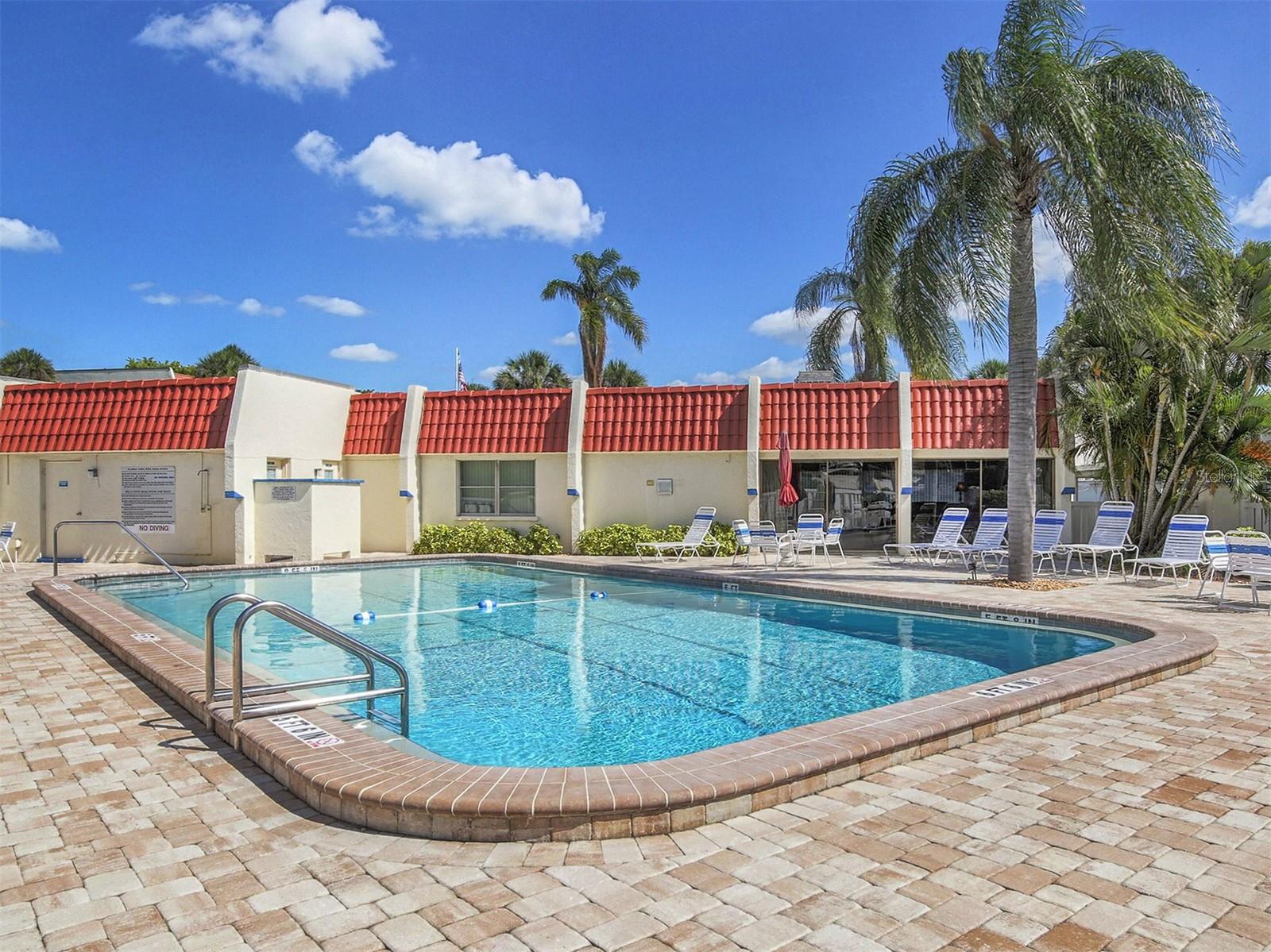 BELLA COSTA I - Residential