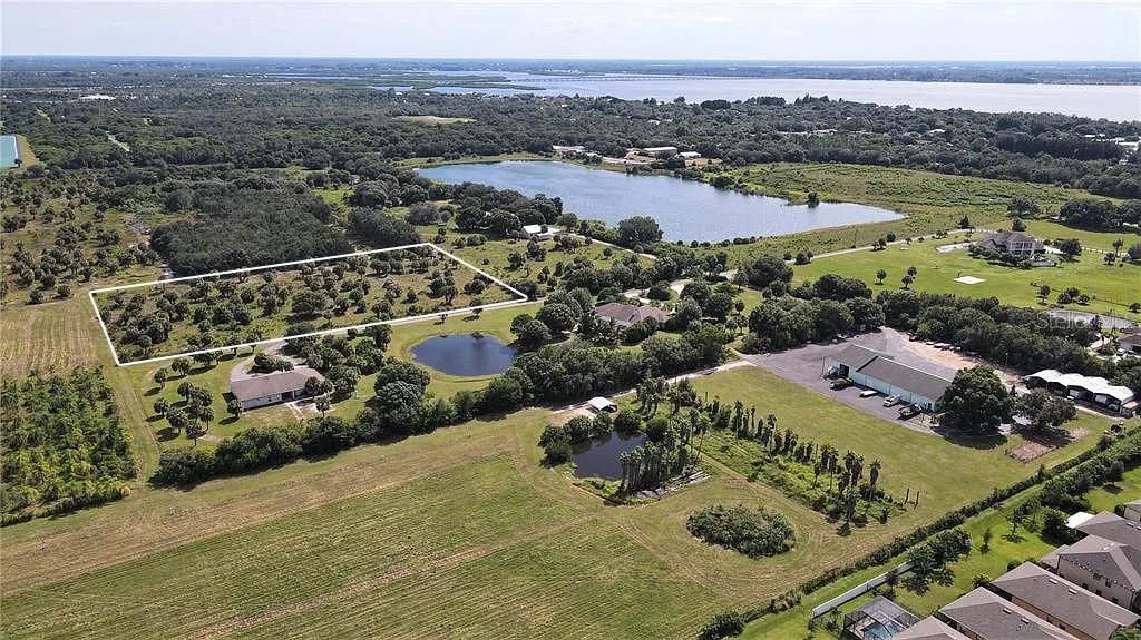 ROWLAND COUNTRY ESTATES - Land