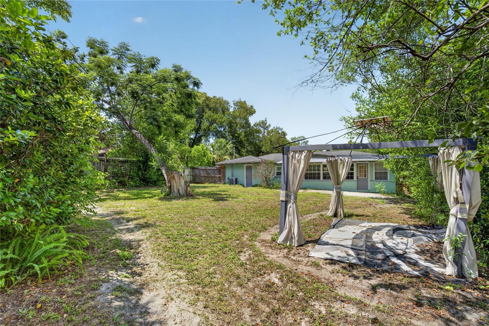 PLANTATION ESTATES UNIT 01 - Residential