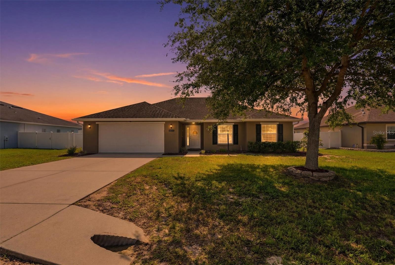 MEADOW GLENN UN 01 - Residential
