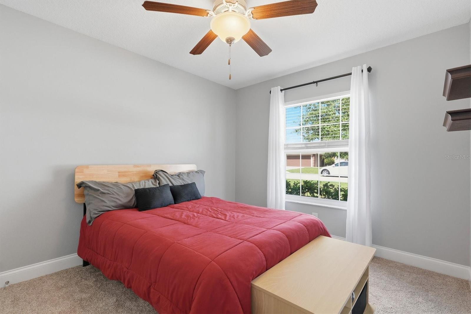 MEADOW GLENN UN 01 - Residential