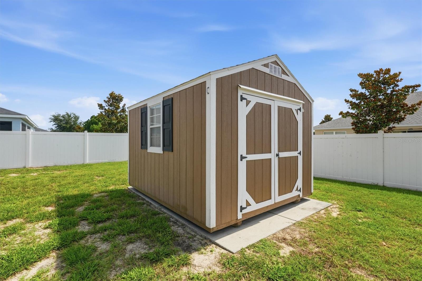 MEADOW GLENN UN 01 - Residential