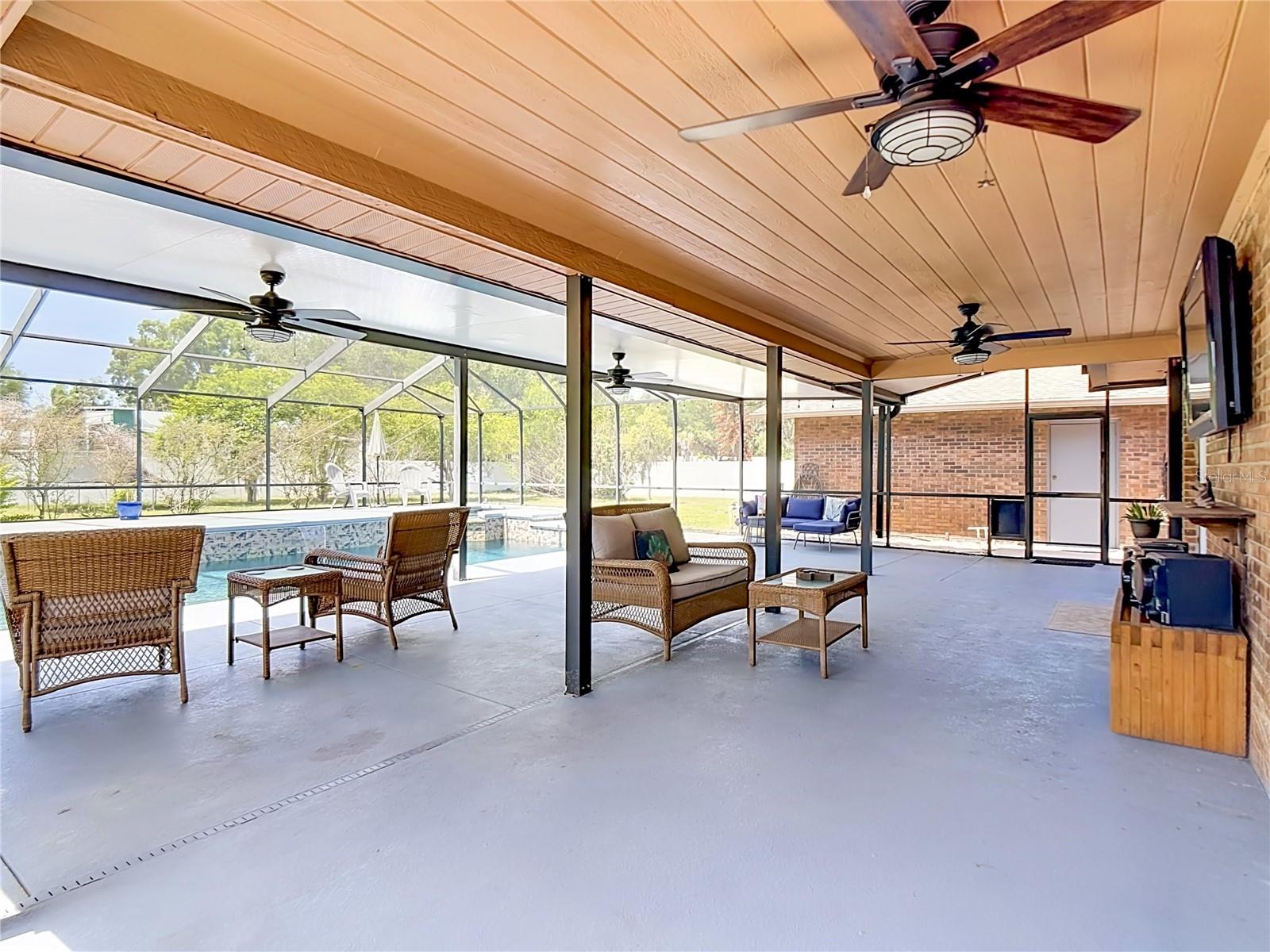 NOT IN A SUBDIVISION - Residential