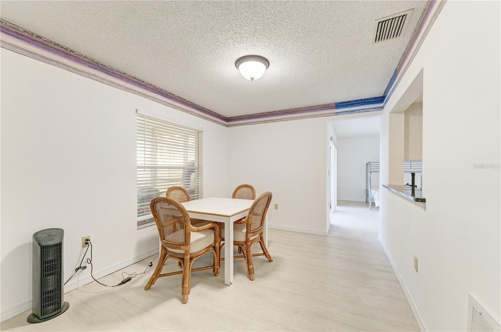 VILLAGE GREEN OF BRADENTON SEC 11 - Residential