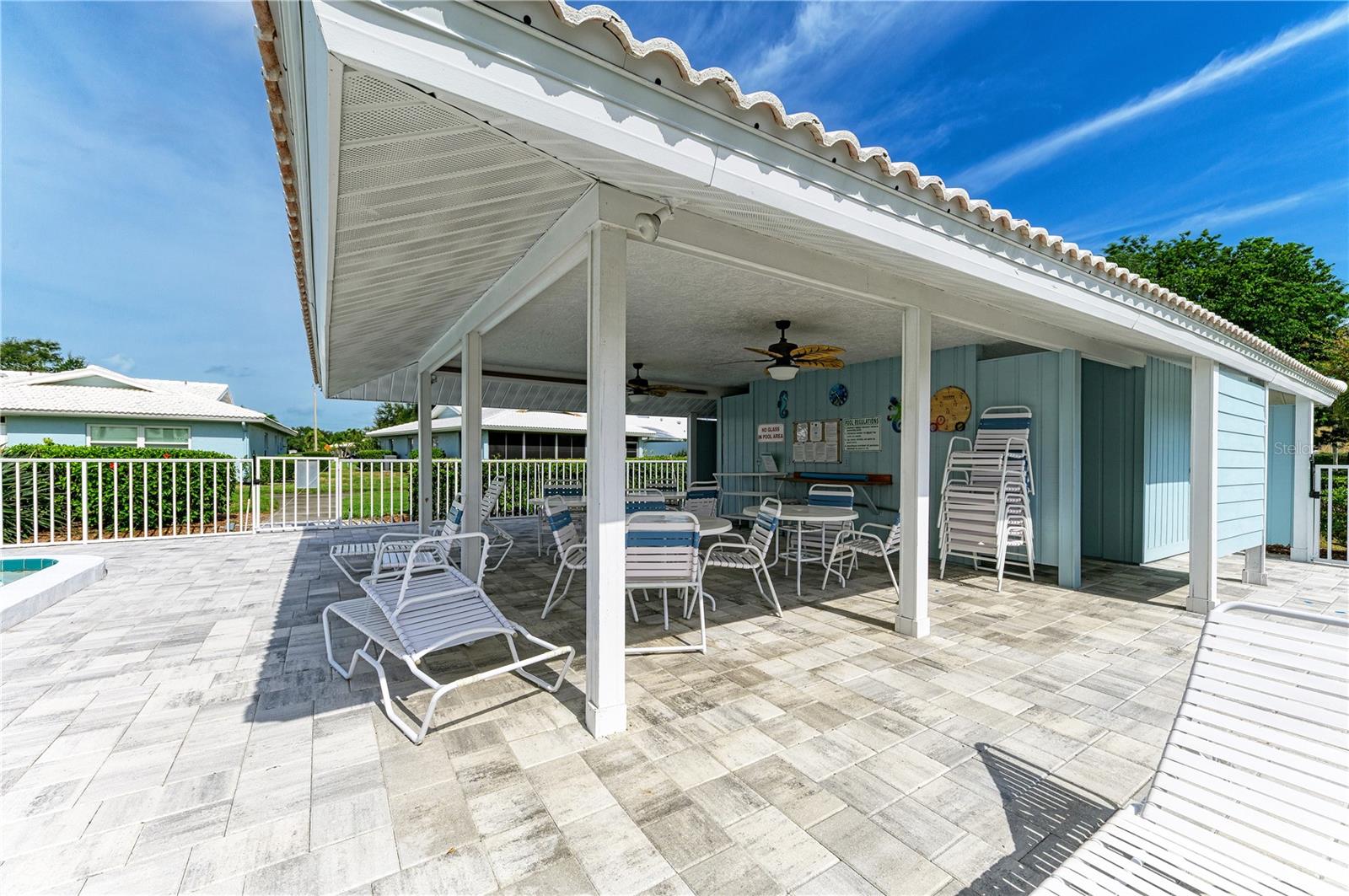 VILLAGE GREEN OF BRADENTON SEC 11 - Residential