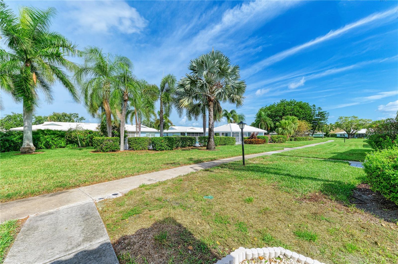 VILLAGE GREEN OF BRADENTON SEC 11 - Residential