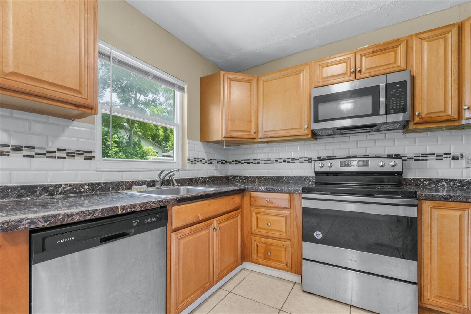 KAREN HEIGHTS - Residential