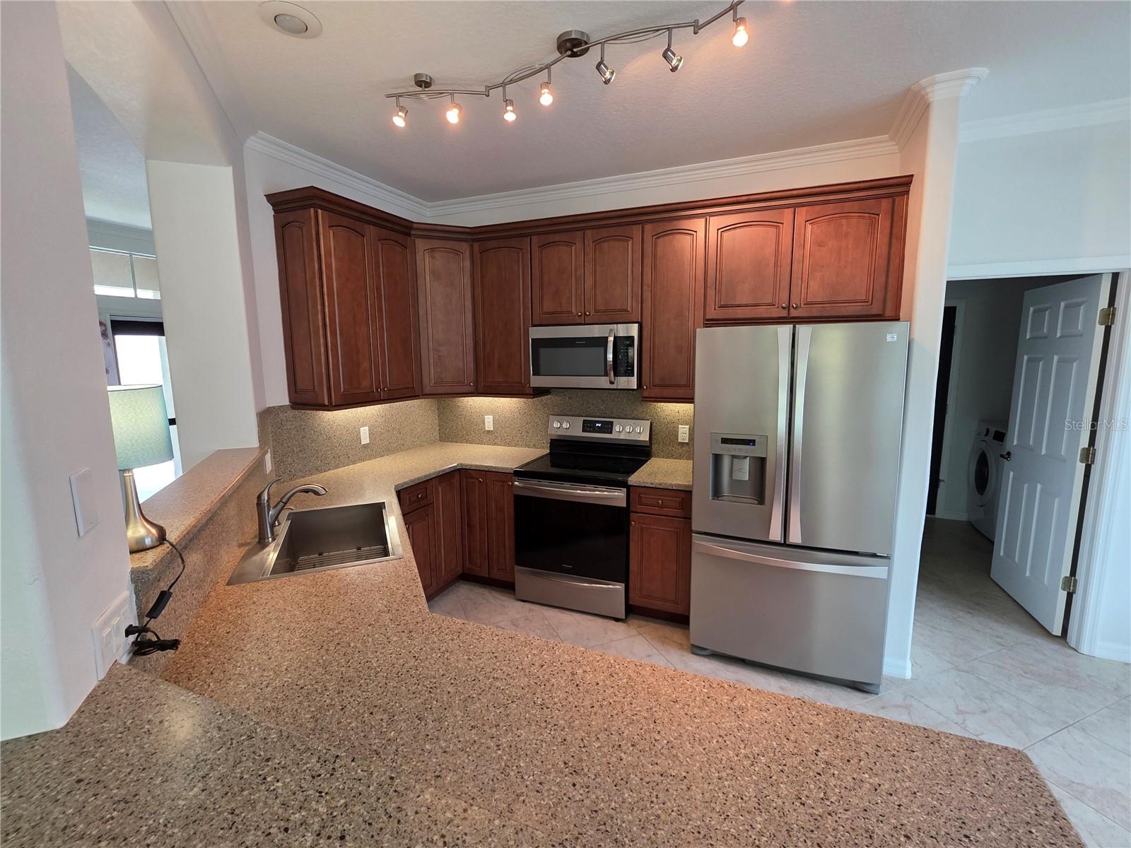 SILVERTHORN PH 1 - Residential