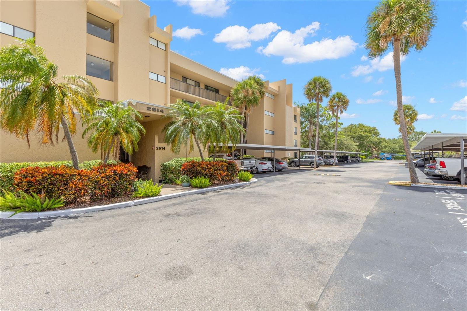 COVE CAY 26-14 VILLAGE I - Residential