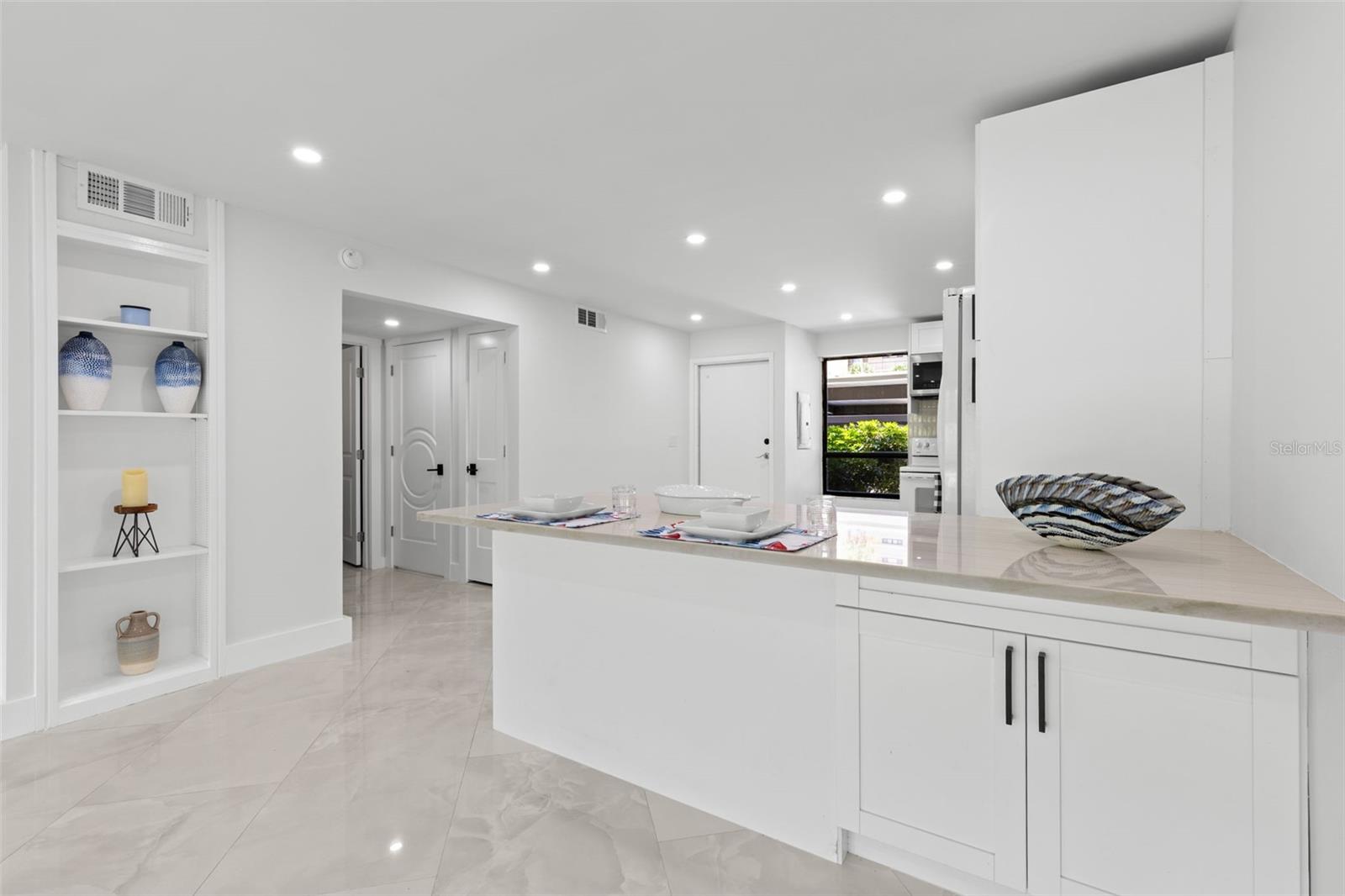 COVE CAY 26-14 VILLAGE I - Residential