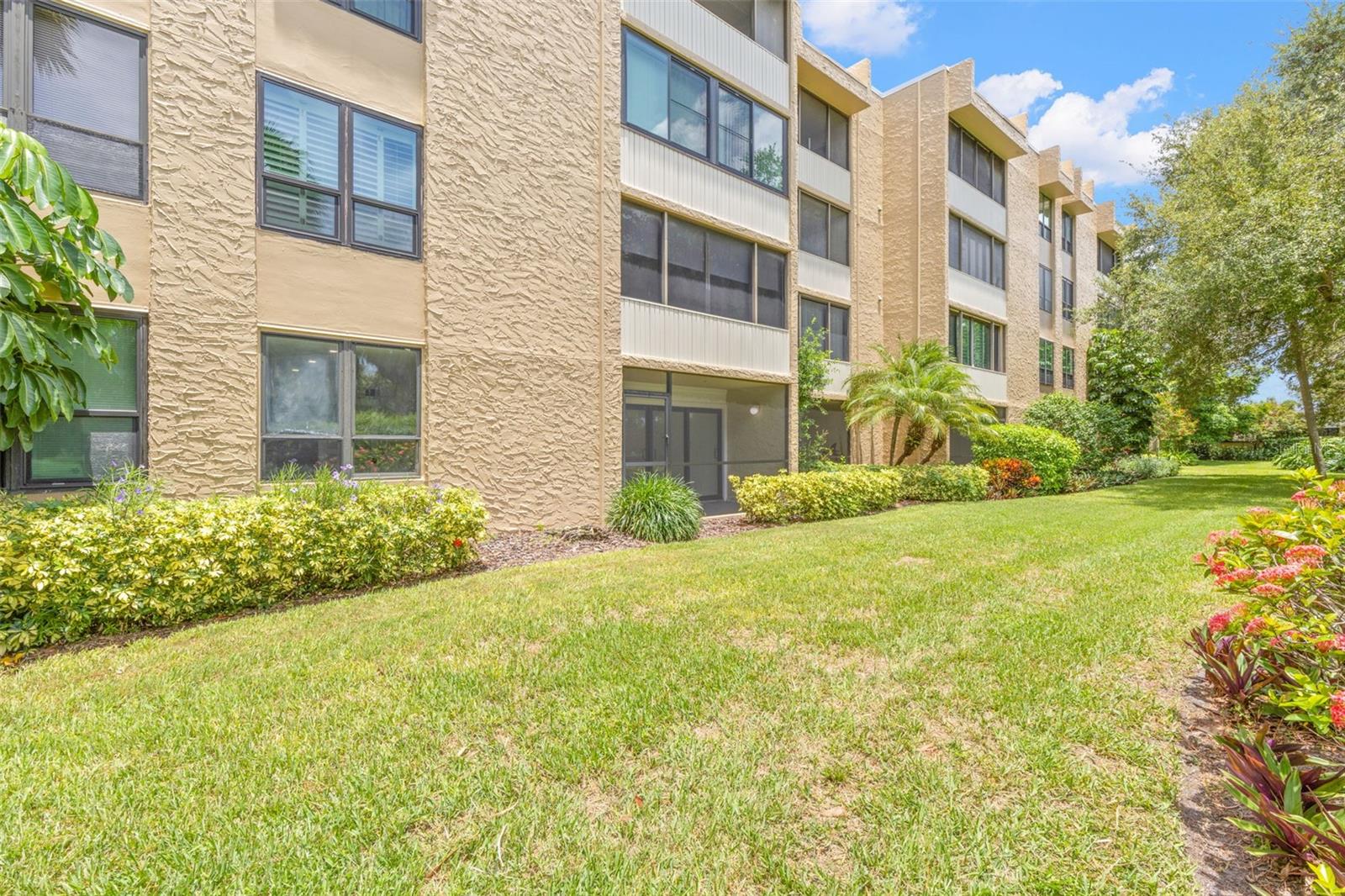 COVE CAY 26-14 VILLAGE I - Residential