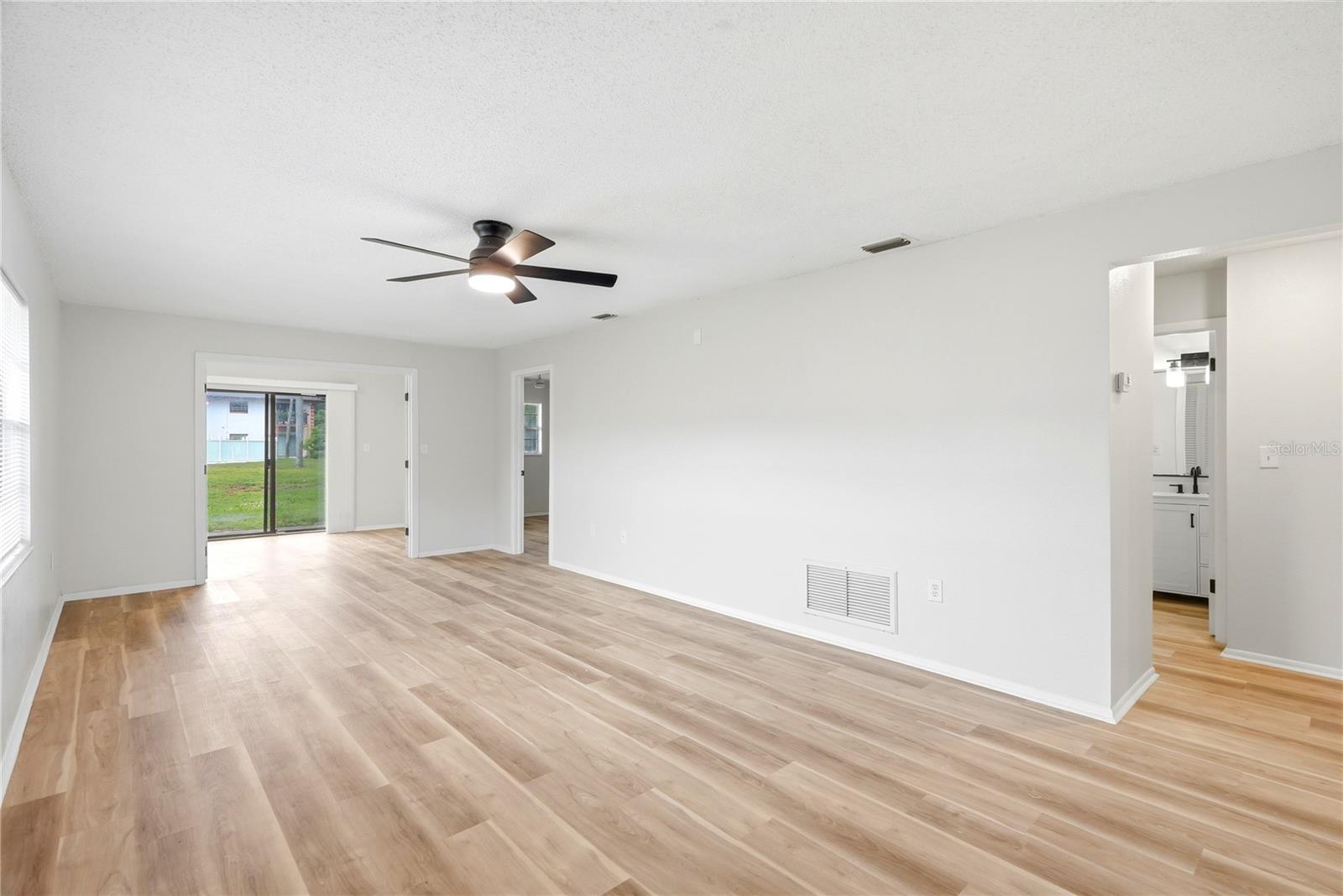 RIDGE GROVES CONDO - Residential