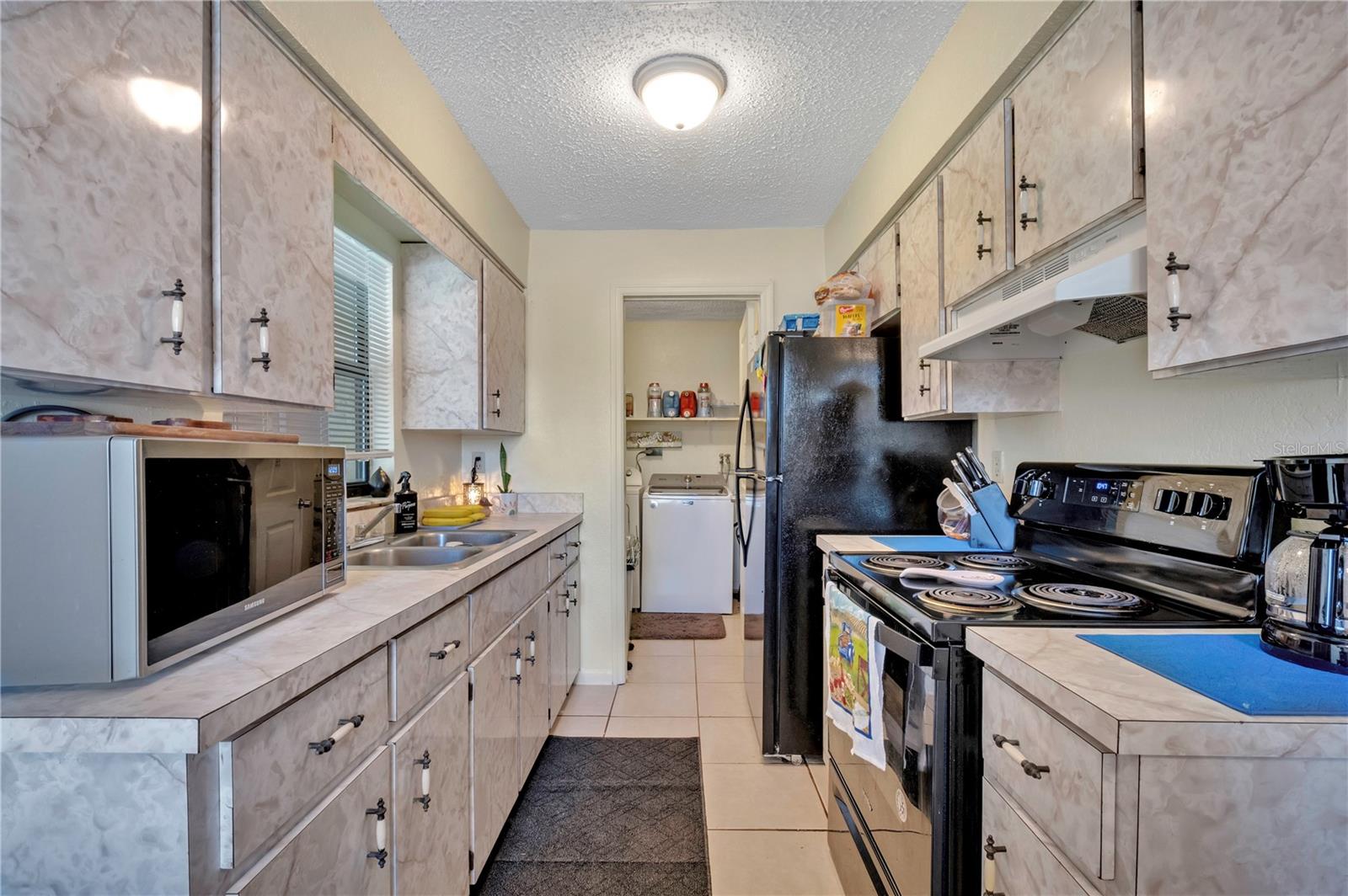 THOMAS 2ND ADD TO MIDWAY - Residential
