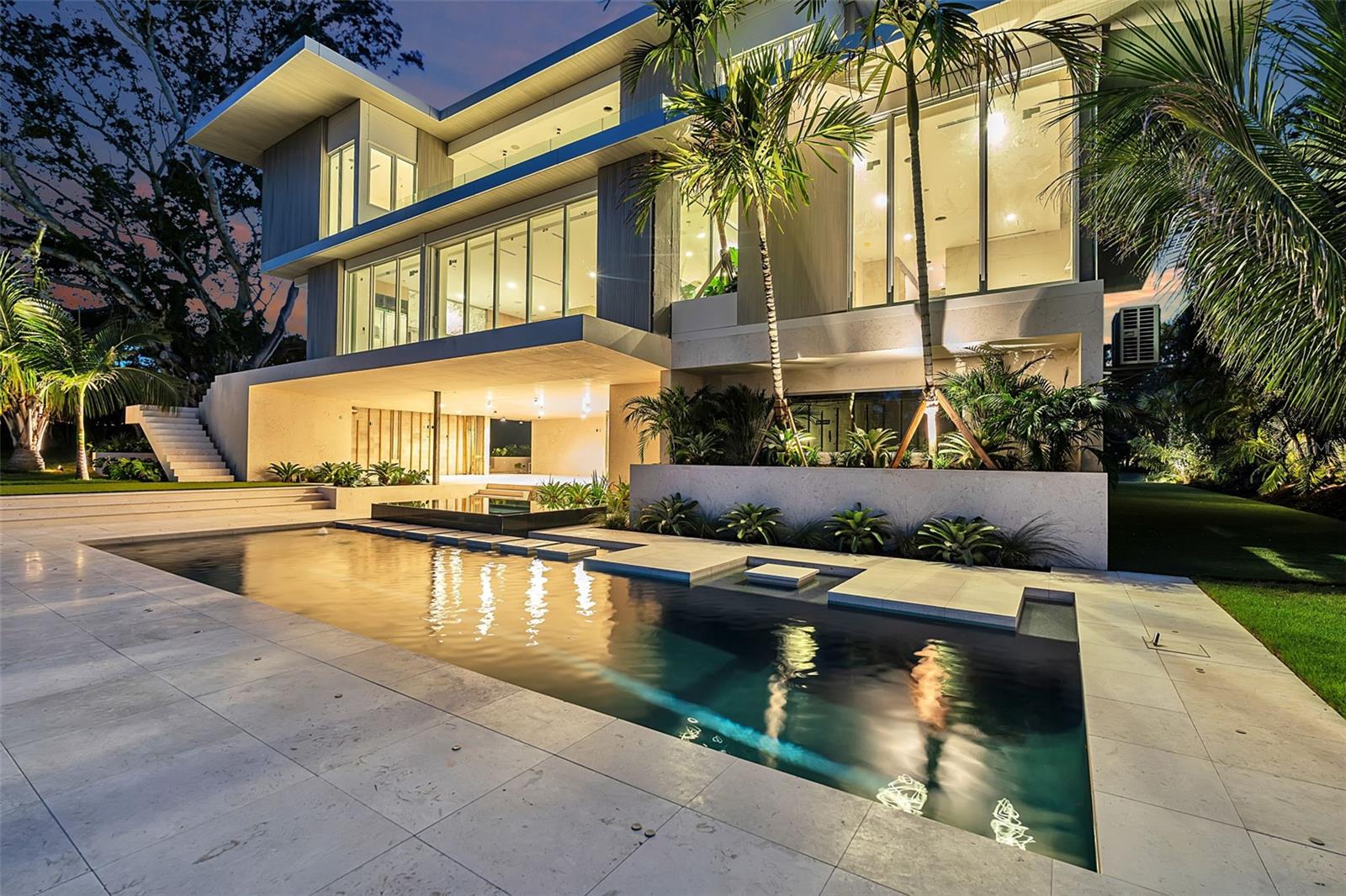 BAY ISLES - Residential
