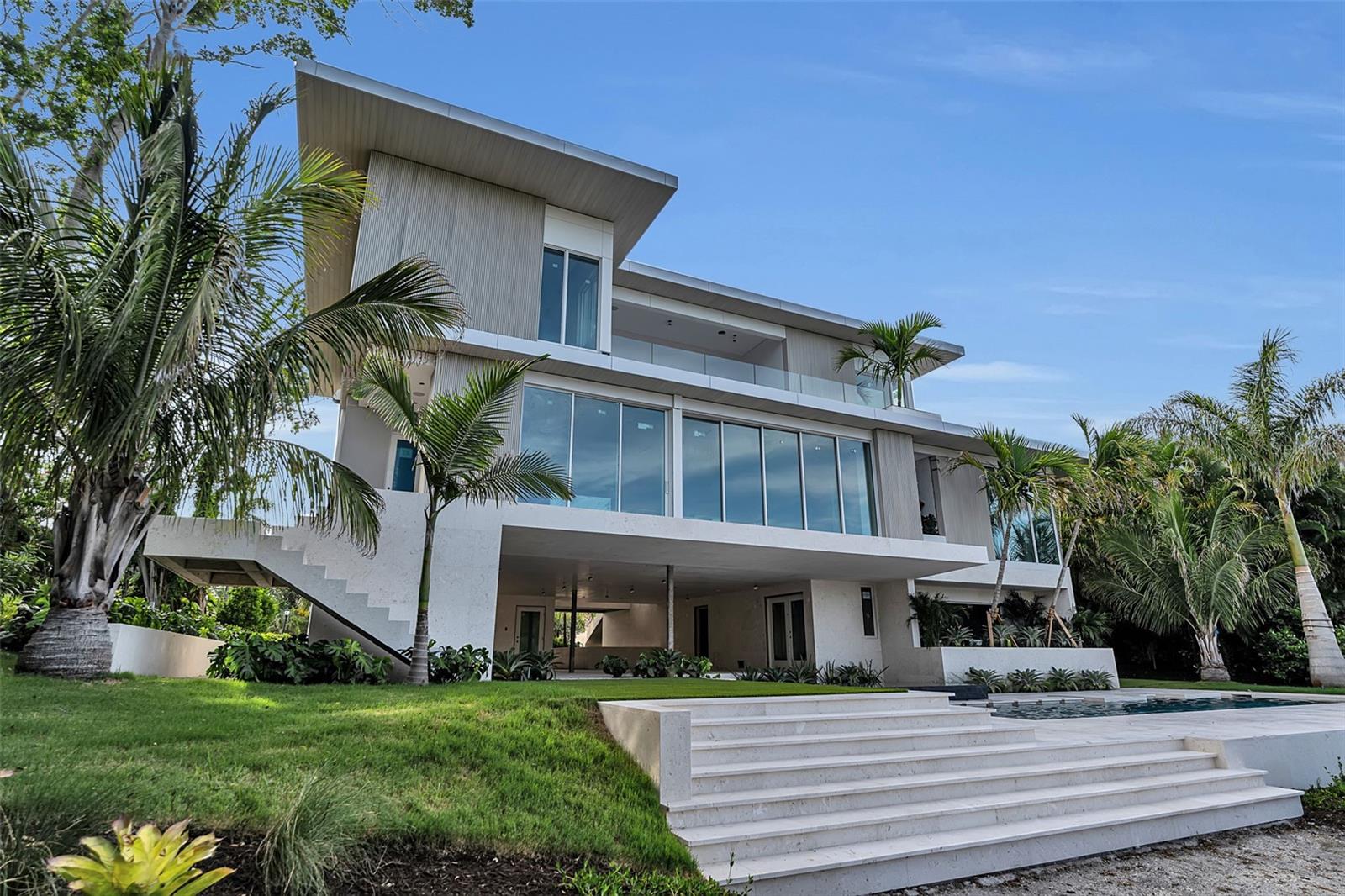 BAY ISLES - Residential