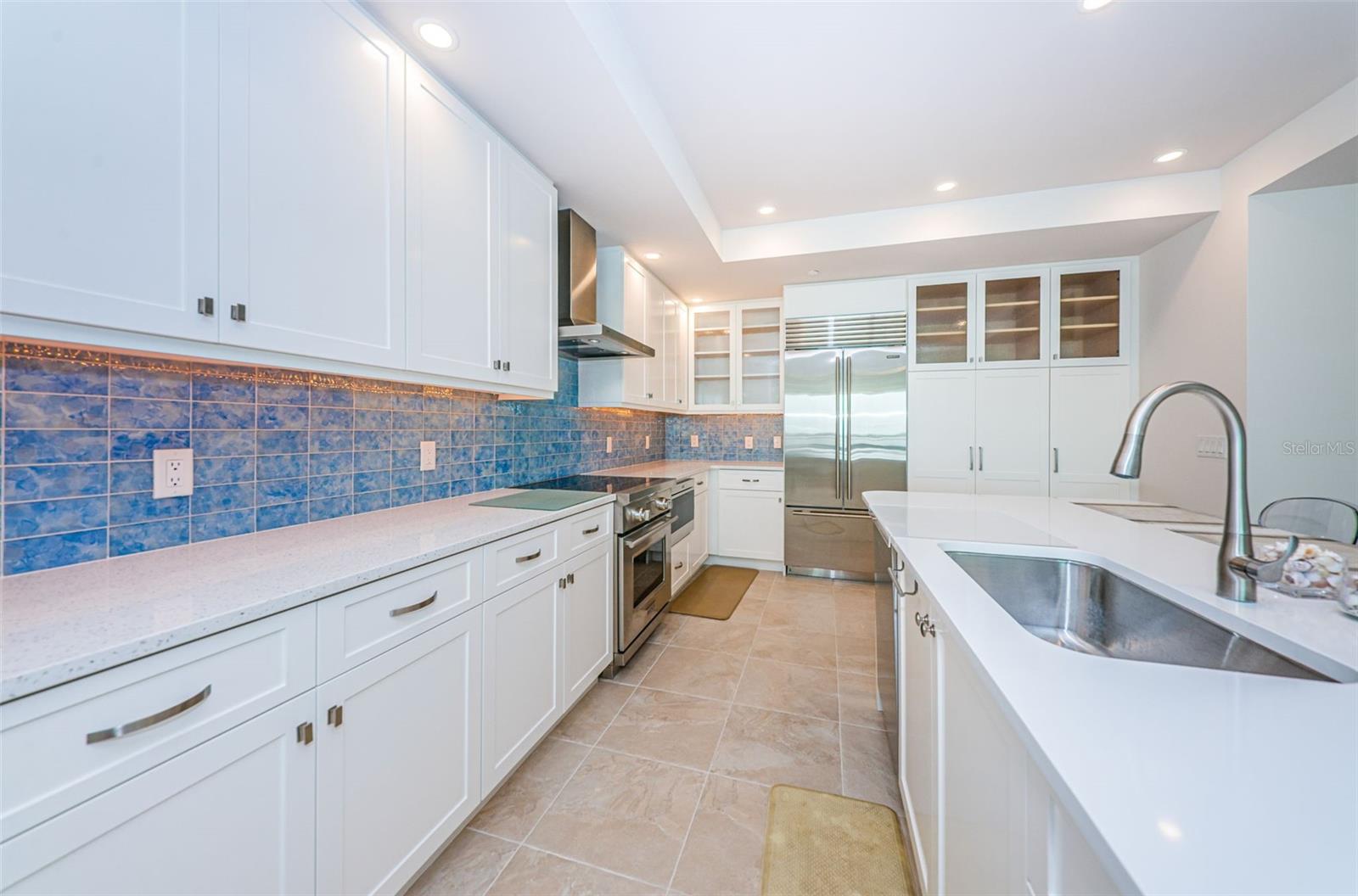 SUNSET POINTE AT COLLANY KEY III CONDO - Residential