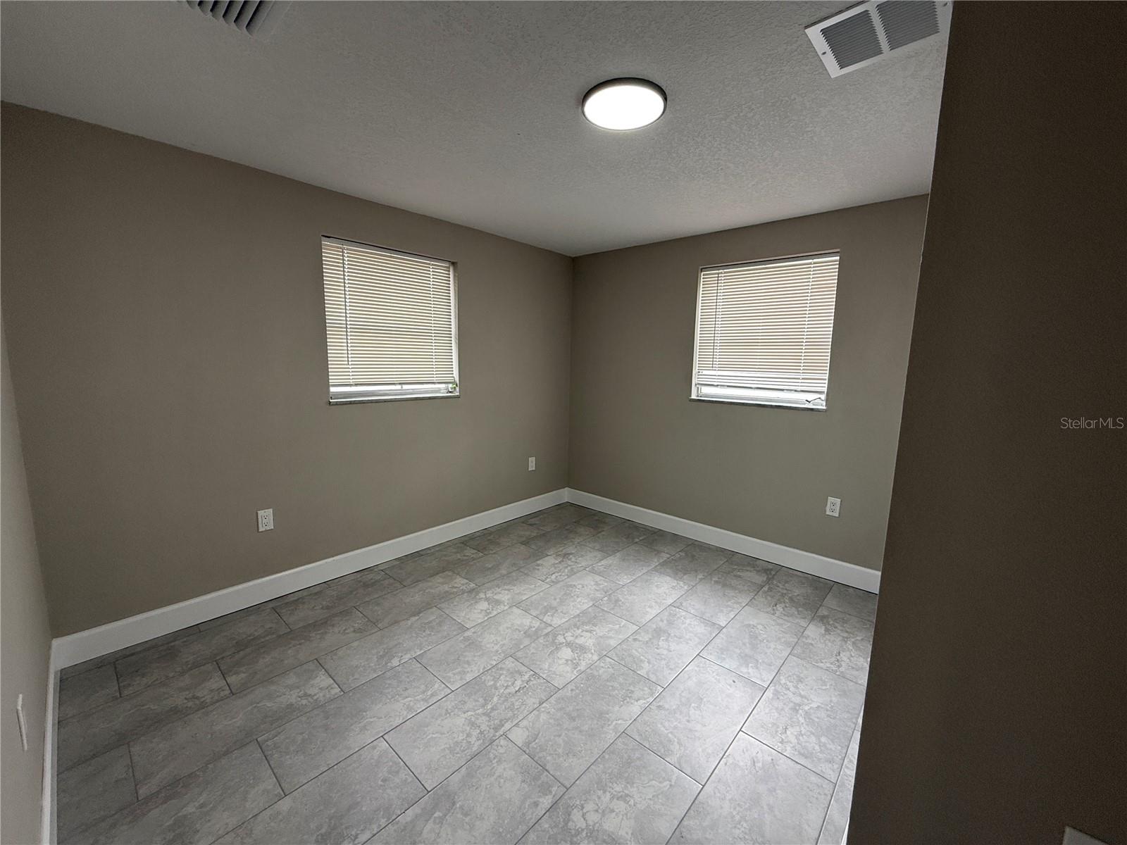 BEACON SQUARE - Residential