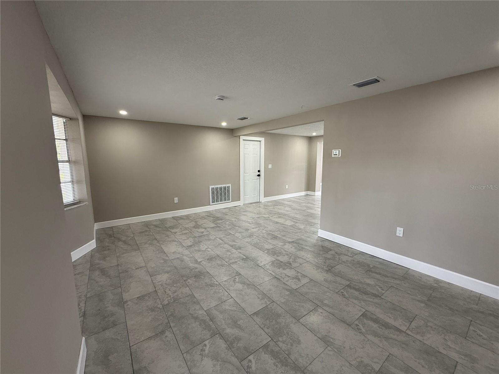 BEACON SQUARE - Residential