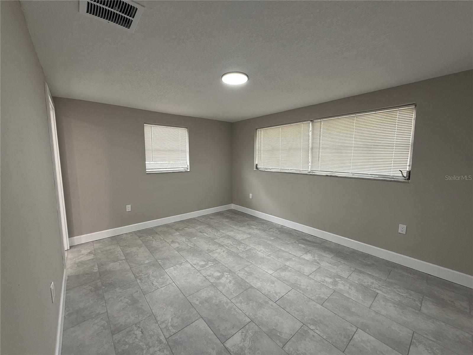 BEACON SQUARE - Residential