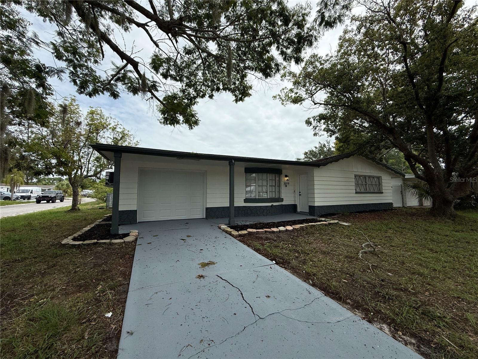 Welcome to this charming 2-bedroom, 2 bath single-family No HOA home located in the heart of Holiday, Florida. Offering 1,134 square feet of living space, this home features a functional layout with plenty of potential to make it your own. Conveniently located near shopping, restaurants, schools, parks, and the beautiful Gulf Coast beaches, with easy access to US-19 and other major roadways. Whether you're a first-time homebuyer, looking to downsize, or searching for an investment opportunity, this property is one you won't want to miss. Schedule your private showing today!