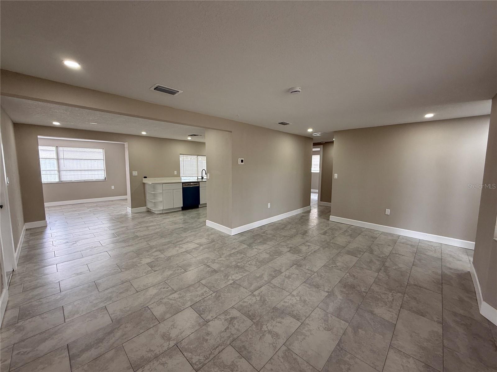 BEACON SQUARE - Residential